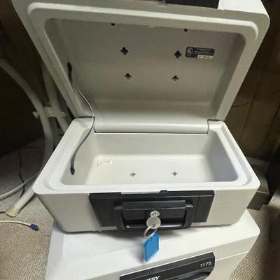 Sale Photo Thumbnail #359