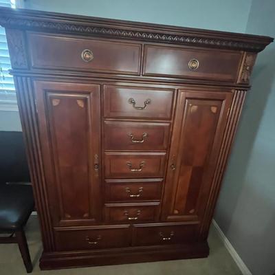 Sale Photo Thumbnail #299