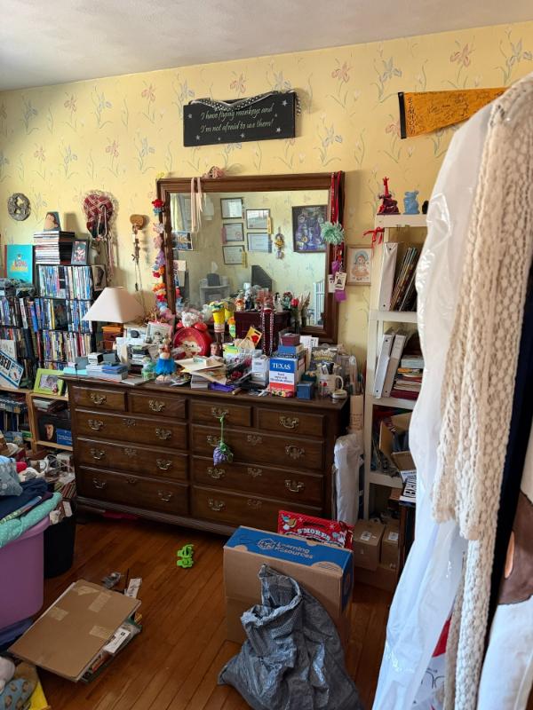 Sale Photo Thumbnail #11