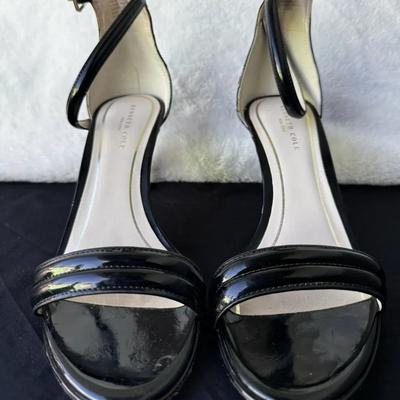 Kenneth Cole New York Women’s Black Patent Ankle Strap Heels – Size 8.5M