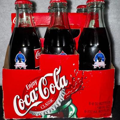 Coca-Cola Classic Walgreens 100th Anniversary Six Pack – 6 Full 8oz Glass Bottles