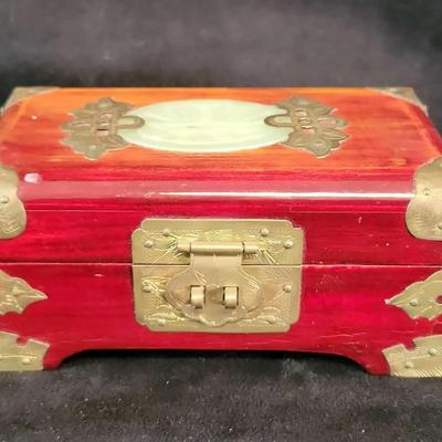 Chinese Chinoiserie Box Rosewood or Mahogany with a carved Jade Insert 