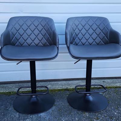 Bar Stools Adjustable Height & Swivel