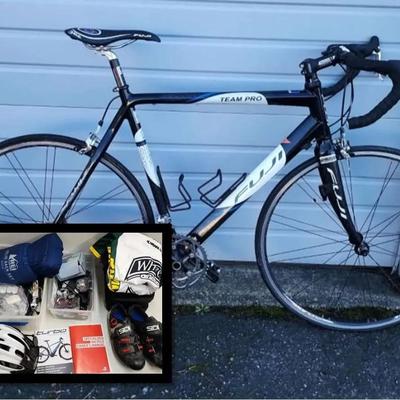 Fuji Bike Team Pro & STP Gear