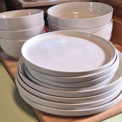 Hawkins New York Essential Dinner Plate-Bone