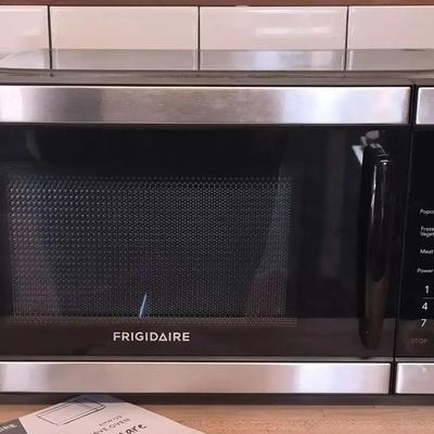 Fridgeaire Microwave EMW729 - 2025