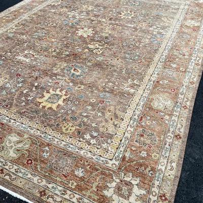 Elegant Hand-Knotted Oriental Rug – 9' x 11.8'