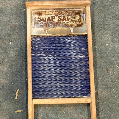 Antique National Washboard Co. "Soap Saver" Washboard