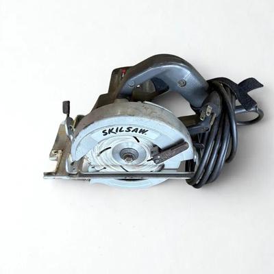 Skilsaw 5-1/2" Heavy Duty Corded Circular Saw - Model HD5510