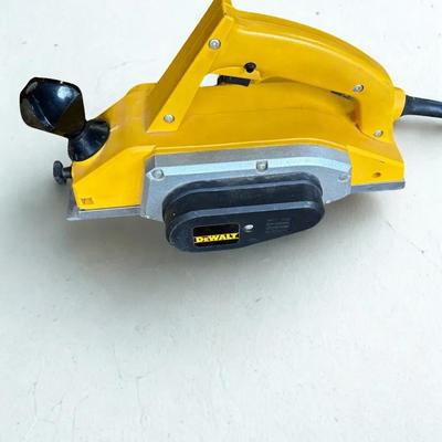 DeWalt DW675 3-1/8" Heavy-Duty Corded Hand Planer