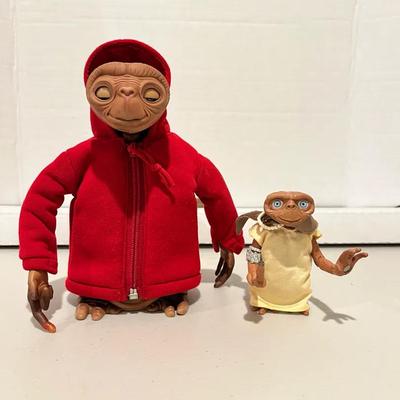 Vintage E.T. Toy Lot: 2000 Tiger Electronics Interactive & 2001 Galoob Dress-Up Figure