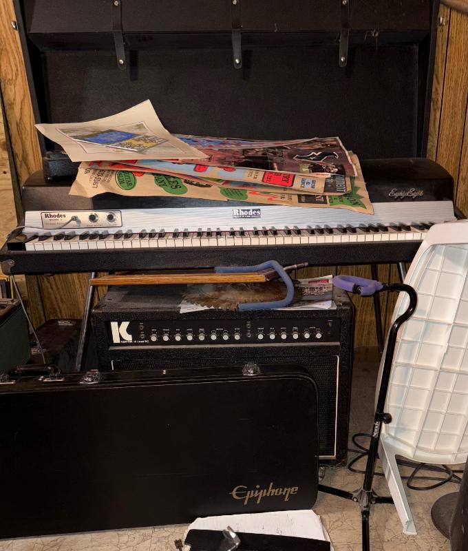 Sale Photo Thumbnail #11