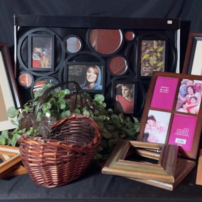 BN392 Picture Frames & More