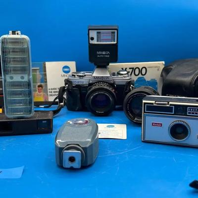 BQ131 Vintage Cameras - Minolta, Kodak, Ansco Cadet