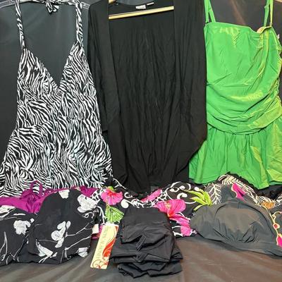 BN814 Summer Ready! Women’s Bathing Suits 