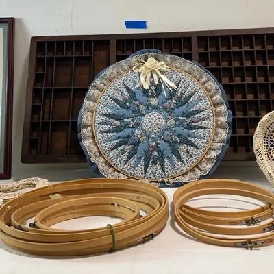 BQ124 Country Blue Crafts & Photographs