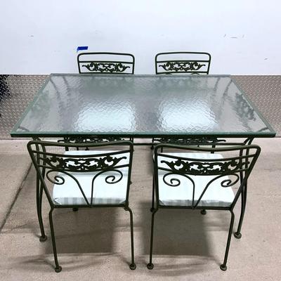 BQ100 Green wrought iron patio table & chairs