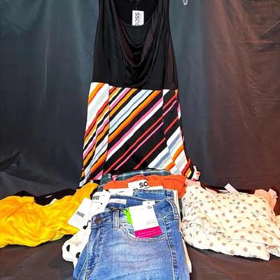 BN818 Women’s Clothing 