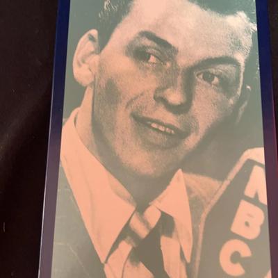 BL411 Frank Sinatra 