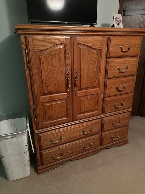 Sale Photo Thumbnail #33