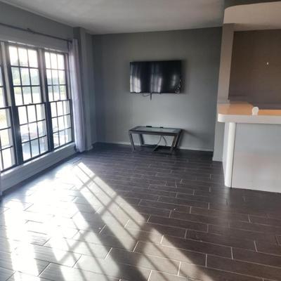 Sale Photo Thumbnail #34