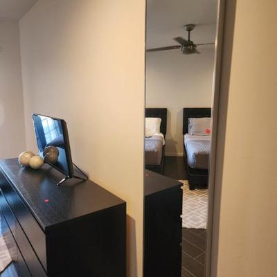 Sale Photo Thumbnail #42