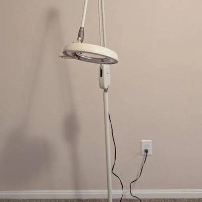Dazor Magnifying Lamp with Rolling Casters