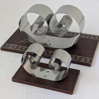 Spring-Tite Automatic Letter-Memo Racks