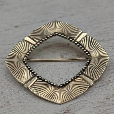 14K Gold Sunburst Pin