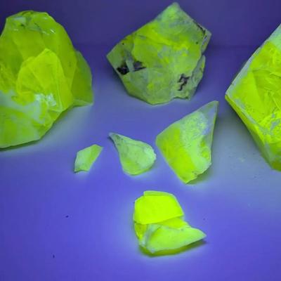 Fenton Uranium Custard Slag Glass Cullet #1