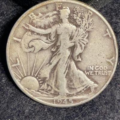 Walking Liberty Half Dollar - 1945 Philadelphia 