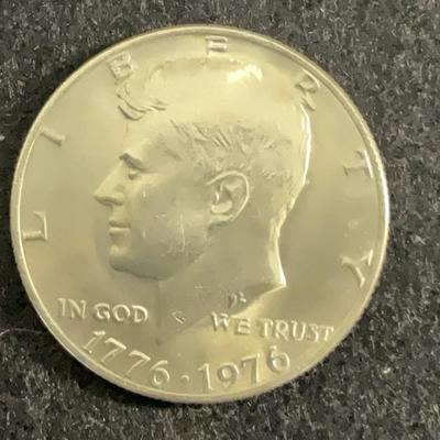 Kennedy Half Dollar Philadelphia 1776 - 1976