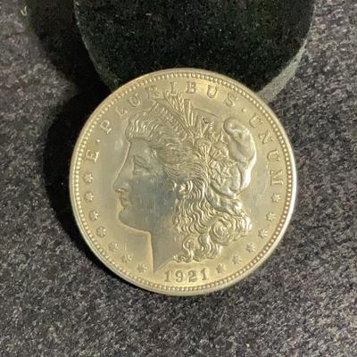 Morgan Silver Dollar – 1921 Philadelphia  