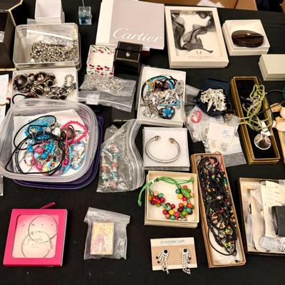 Sale Photo Thumbnail #186