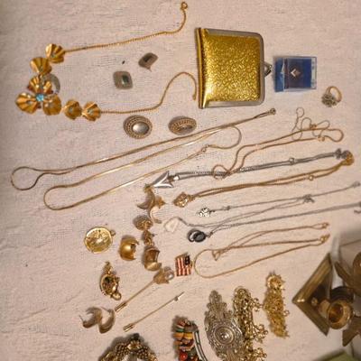 Sale Photo Thumbnail #37