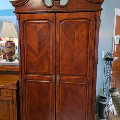 Sale Photo Thumbnail #75