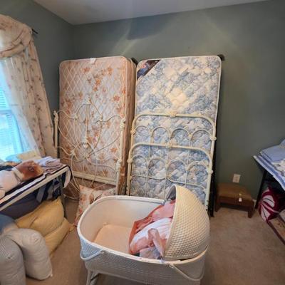 Sale Photo Thumbnail #48