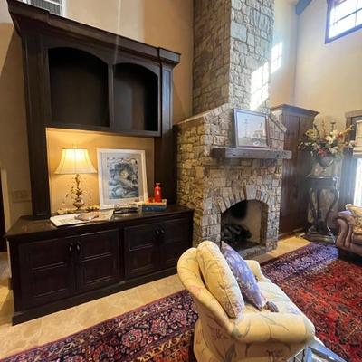 Sale Photo Thumbnail #102