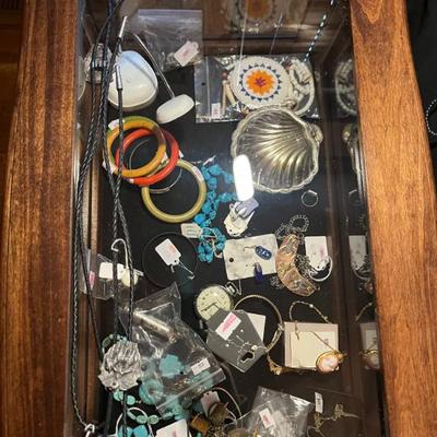 Sale Photo Thumbnail #31