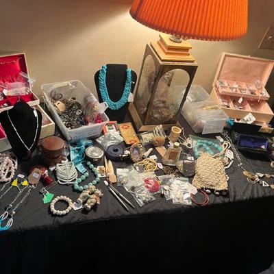 Sale Photo Thumbnail #25