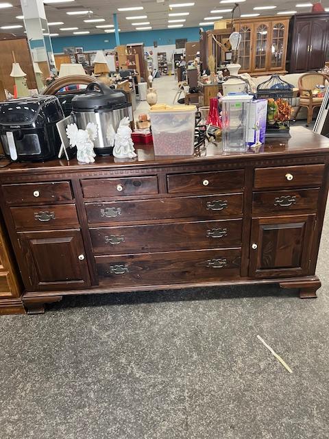 Sale Photo Thumbnail #38