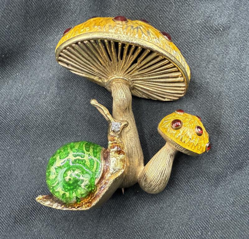 Sale Photo Thumbnail #30