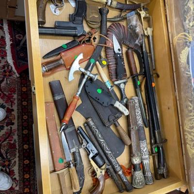 Sale Photo Thumbnail #97