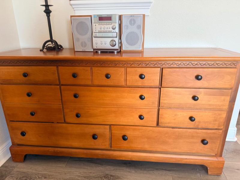 Sale Photo Thumbnail #22