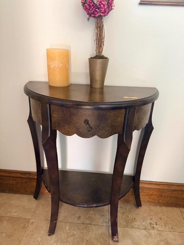 Sale Photo Thumbnail #27