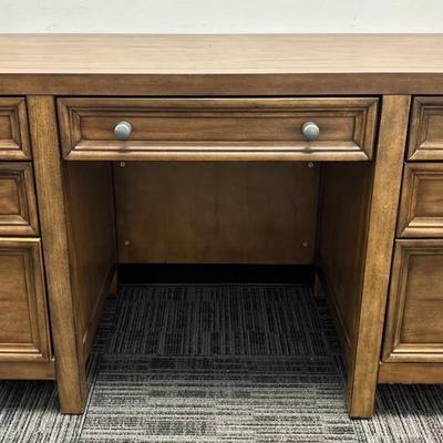 Flexsteel 6-Drawer Desk with Keyboard Drawer