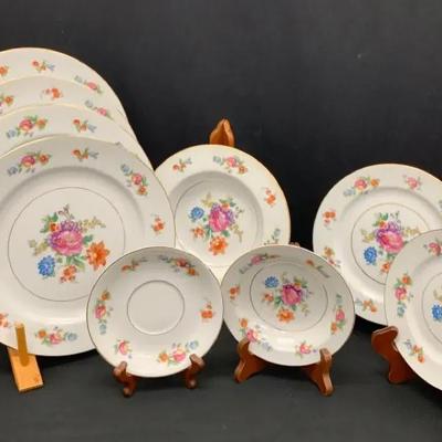 Noritake Made In Occupied Japan Floral Pattern #3- Bone China (24 Pieces)