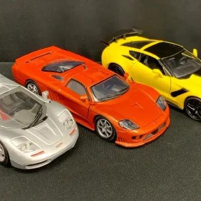 Model Cars 1:24 Scale