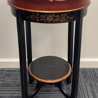 Lane Furniture Black and Red Round Floral Accent Table with Scalloped Edging