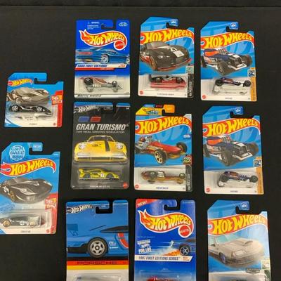 Hot Wheels Race Cars 1:64 Scale (11)